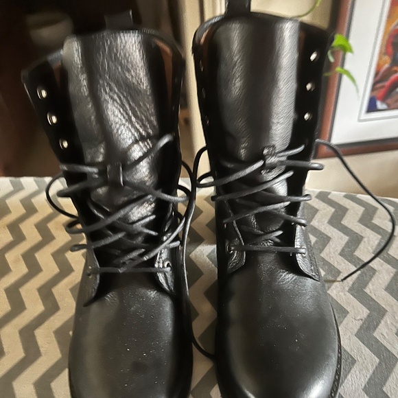 Fyre Leather Combat boots - Picture 3 of 4